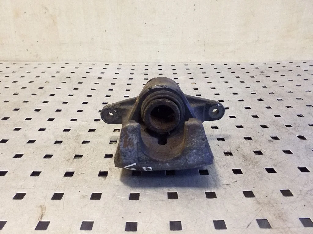 Tagumine pidurisadul – Subaru Outback (2009-2014), parem