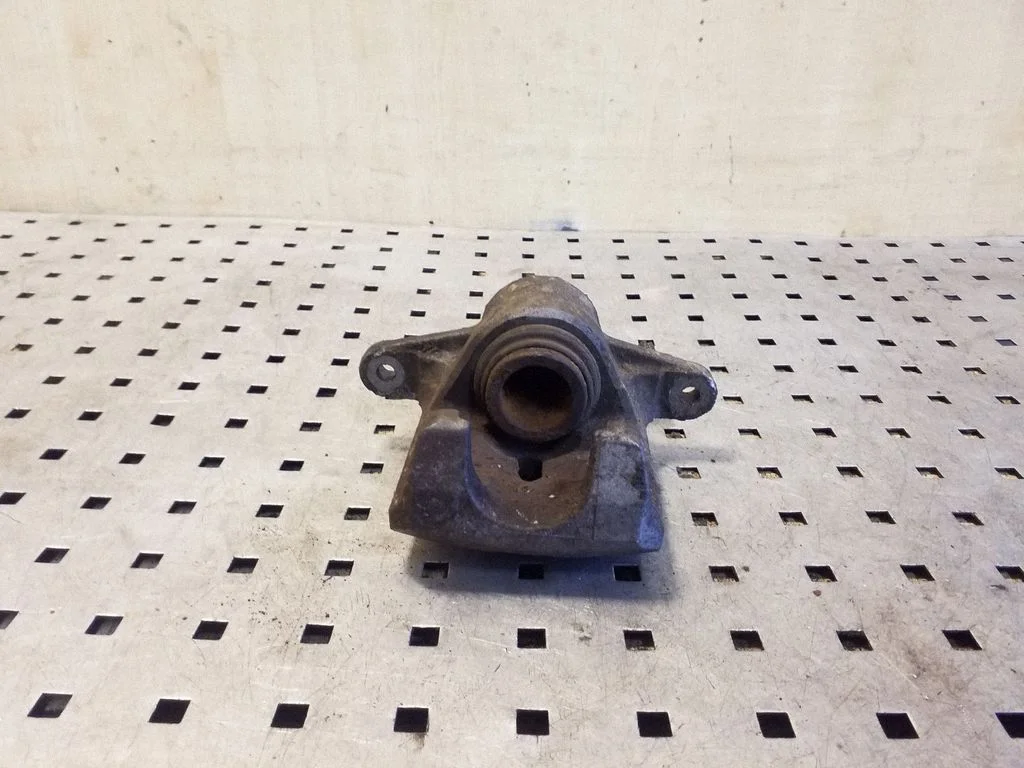 Tagumine pidurisadul – Subaru Outback (2009-2014), vasak