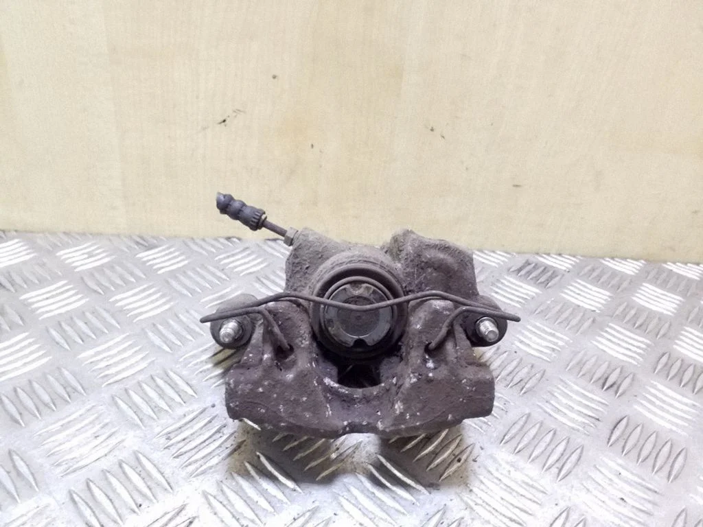 Rear brake caliper 9686562280