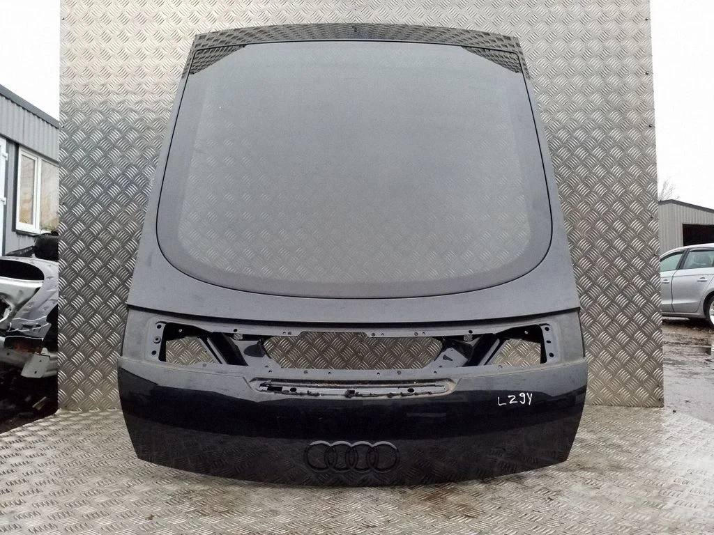 Tailgate/trunk/boot lid