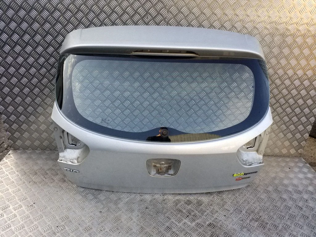 Tailgate/trunk/boot lid