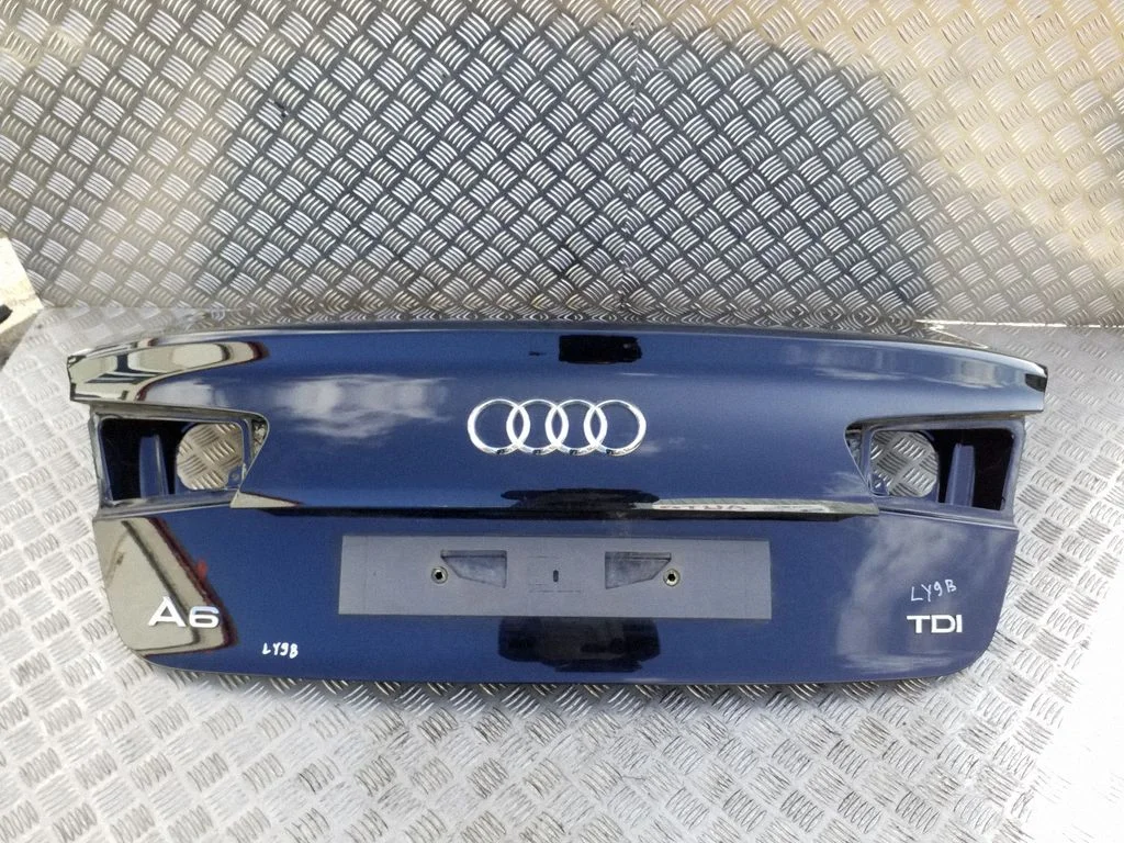 Tailgate/trunk/boot lid