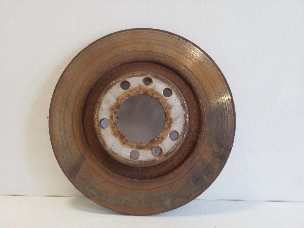 Aizmugurējais bremžu disks – aizmugurējā
