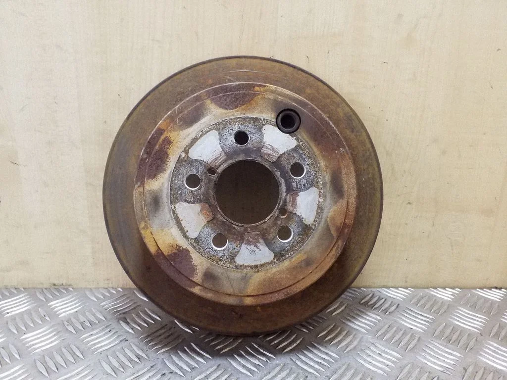 Tagumine piduriketas – Subaru Outback (2009-2014)