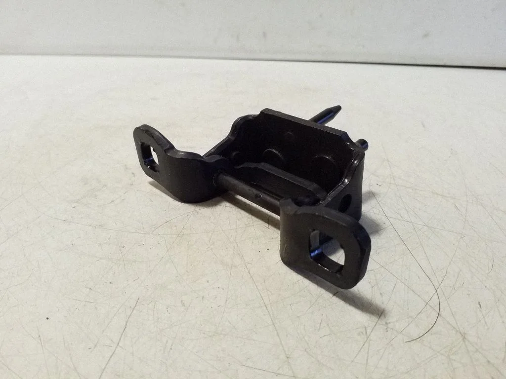 Tailgate/trunk/boot hinge 31335292