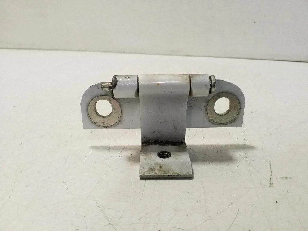 Tailgate/trunk/boot hinge 93862617