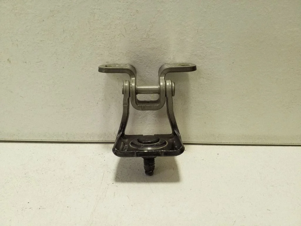 Tailgate/trunk/boot hinge 5G0827301C