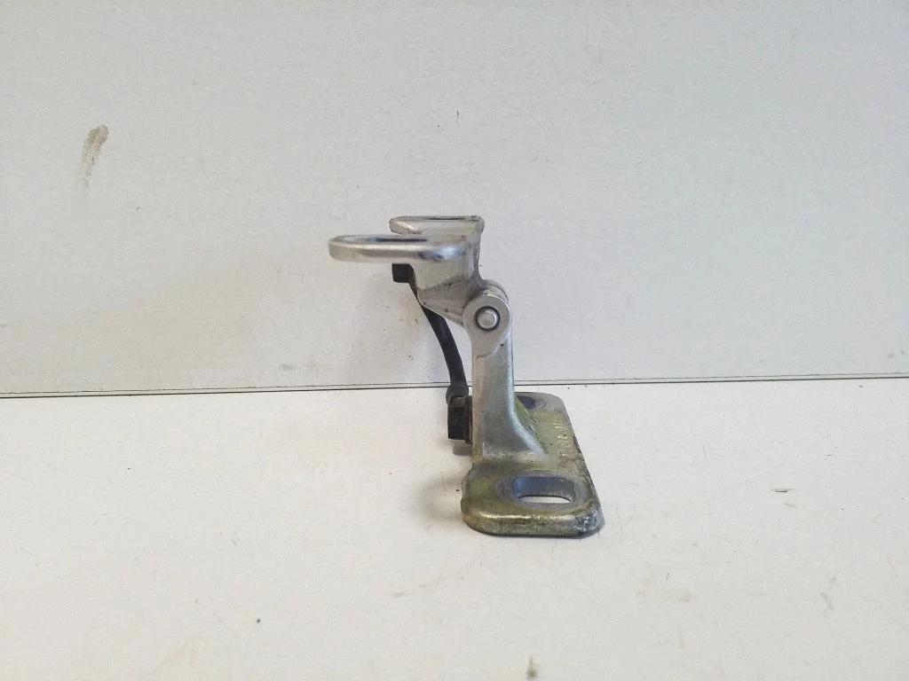 Tailgate/trunk/boot hinge 3400378