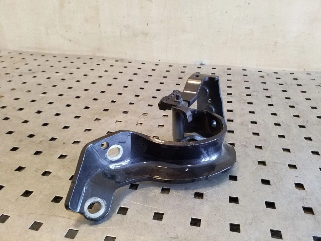 Tailgate/trunk/boot hinge 4F9827299D
