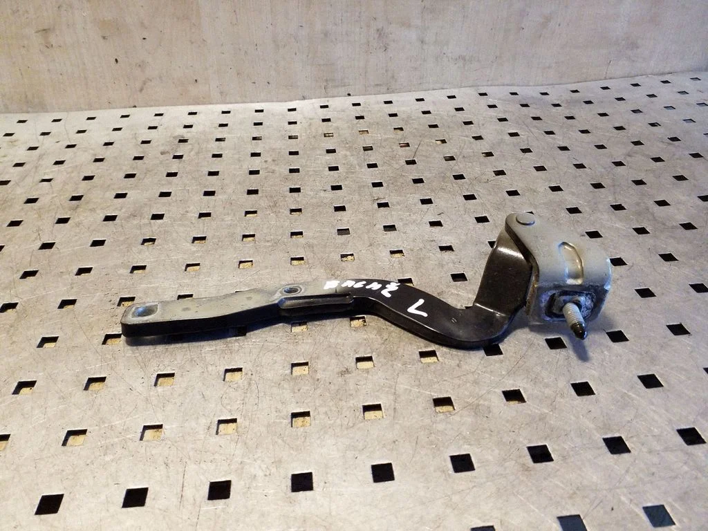 Tailgate/trunk/boot hinge 8J8827299A