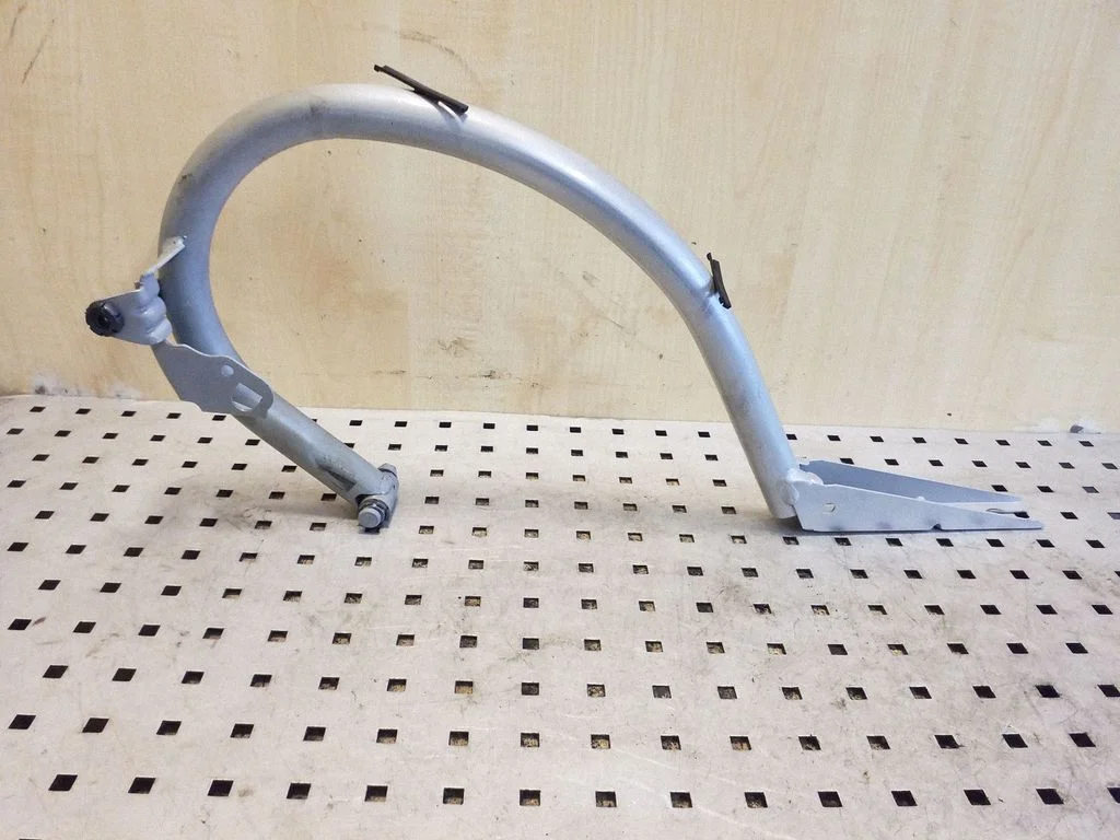 Tailgate/trunk/boot hinge A2127500228