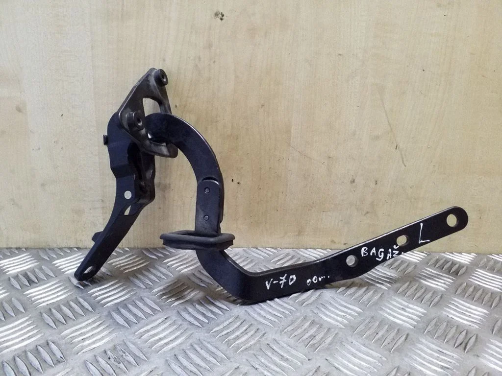 Tailgate/trunk/boot hinge 8643157