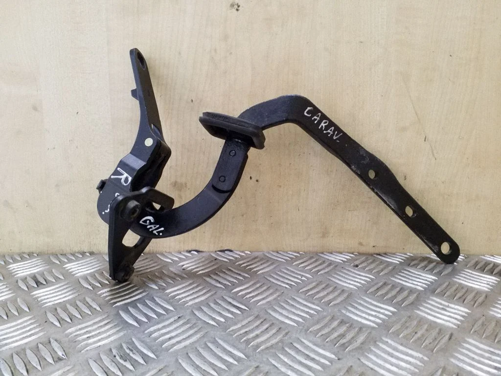 Tailgate/trunk/boot hinge 8643158