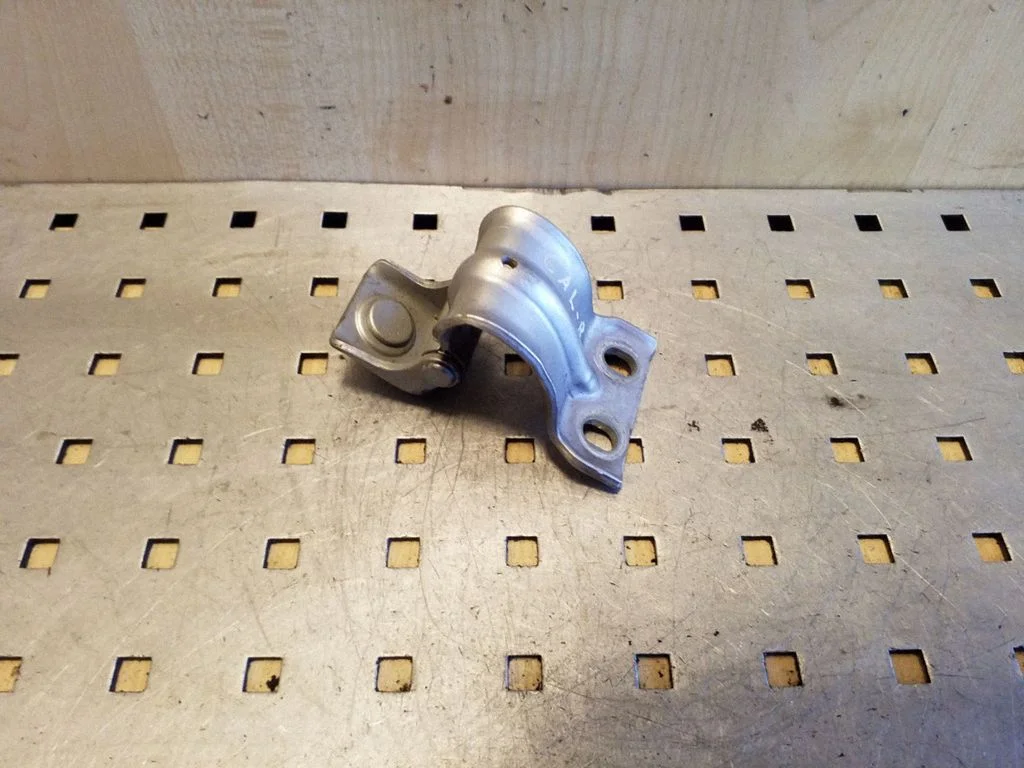 Tailgate/trunk/boot hinge 8D9827299