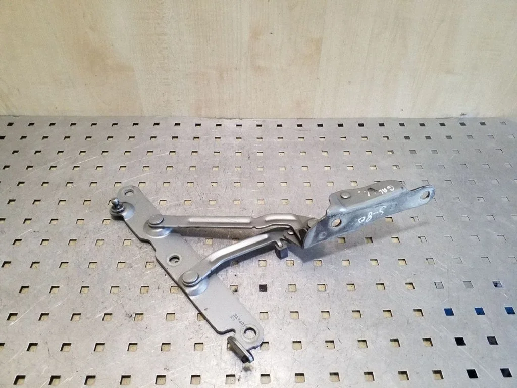 Tagaluugi hing 30799274 – Volvo S80 (2007-2013)