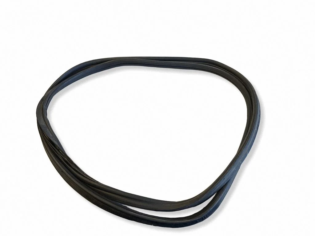Loading door rubber seal (on body) – Volkswagen Touareg III (2018-)
