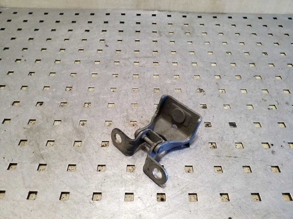 Tailgate/trunk/boot hinge 9683294280