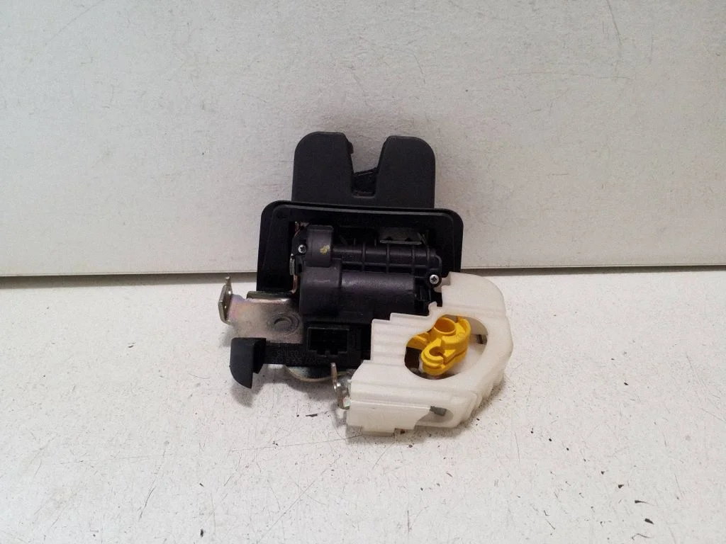 Tailgate/trunk/boot lock/catch/latch – Audi Q7 4M (2015-)