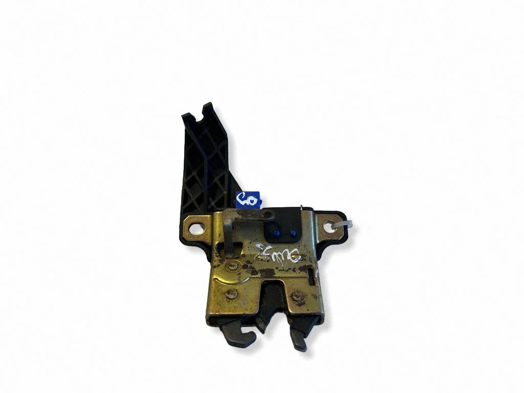 Tailgate/trunk/boot lock/catch/latch 8E5827505A