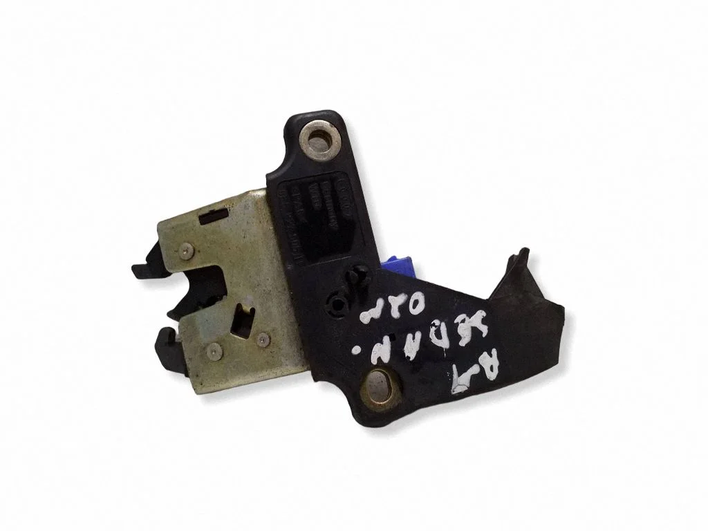 Tailgate/trunk/boot lock/catch/latch 8E5827505B