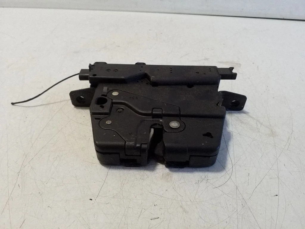Tailgate/trunk/boot lock/catch/latch – BMW 5 Series F10 F11 (2009-2016)
