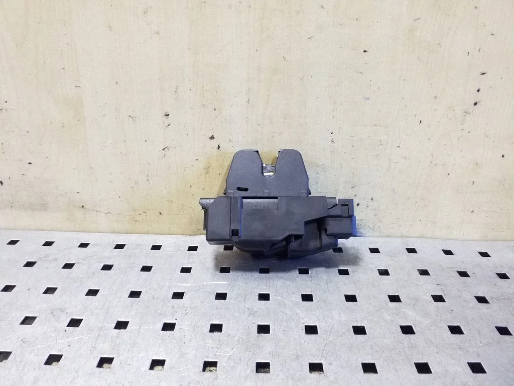 Tailgate/trunk/boot lock/catch/latch 9804762080