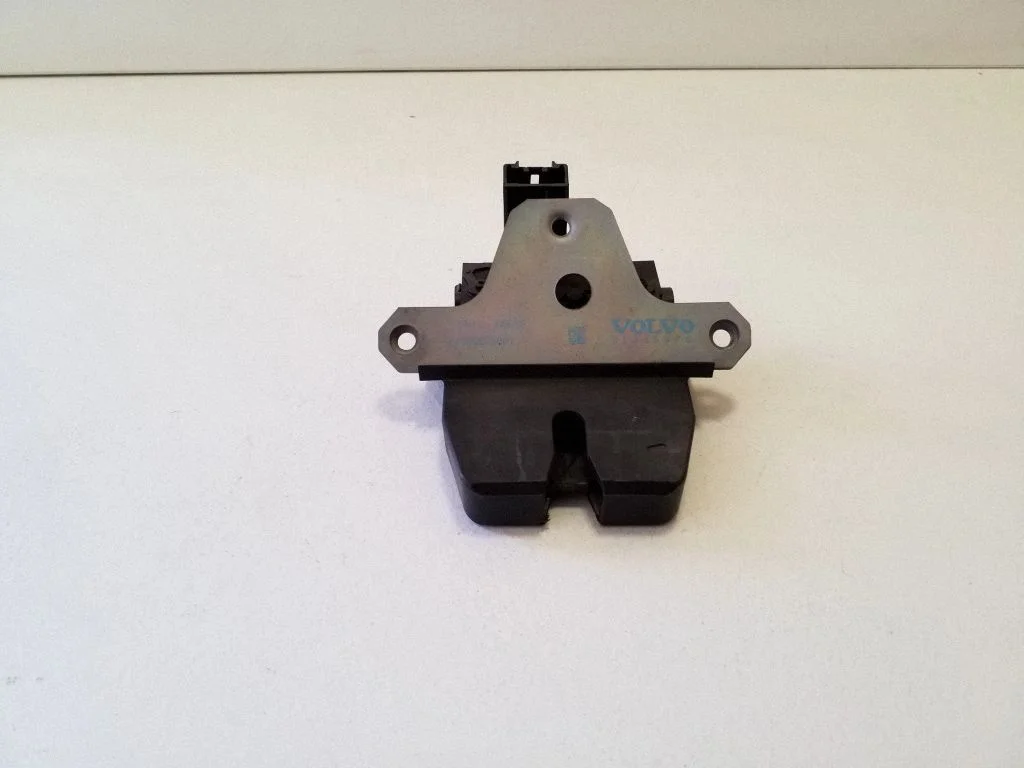 Aizmugurējā vāka slēdzene 31335870