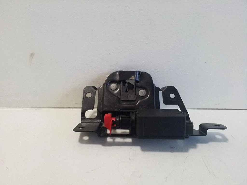 Tailgate/trunk/boot lock/catch/latch 51247201561