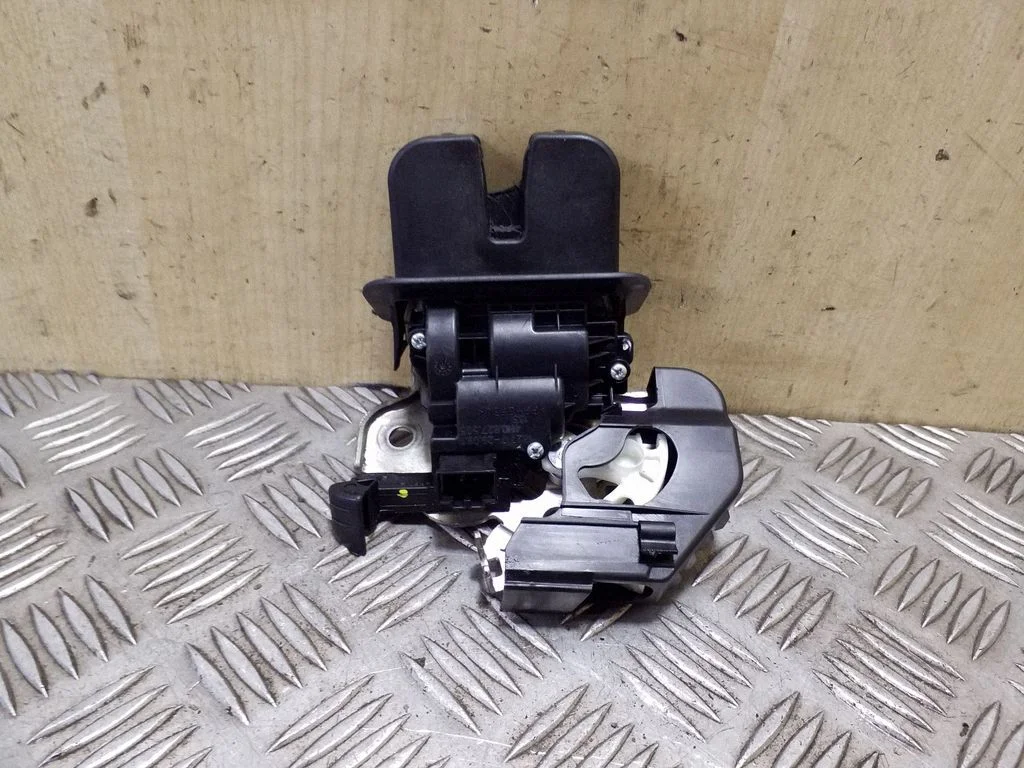 Tailgate/trunk/boot lock/catch/latch – Audi A6 S6 C7 4G (2011-2018)