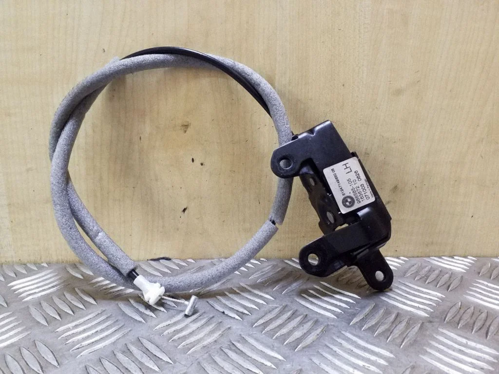 Tailgate/trunk/boot lock/catch/latch 51247149630