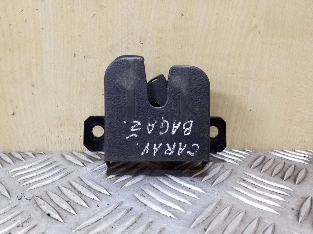 Tagaluugi lukk 1J9827505