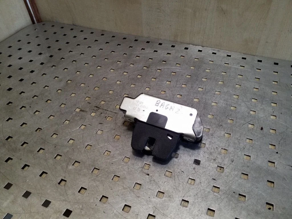 Tailgate/trunk/boot lock/catch/latch 9151487499H
