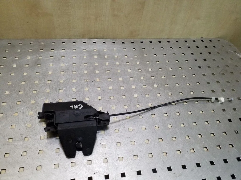 Tailgate/trunk/boot lock/catch/latch 7840617