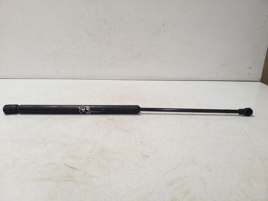 Tailgate/trunk strut/damper 8D9827552
