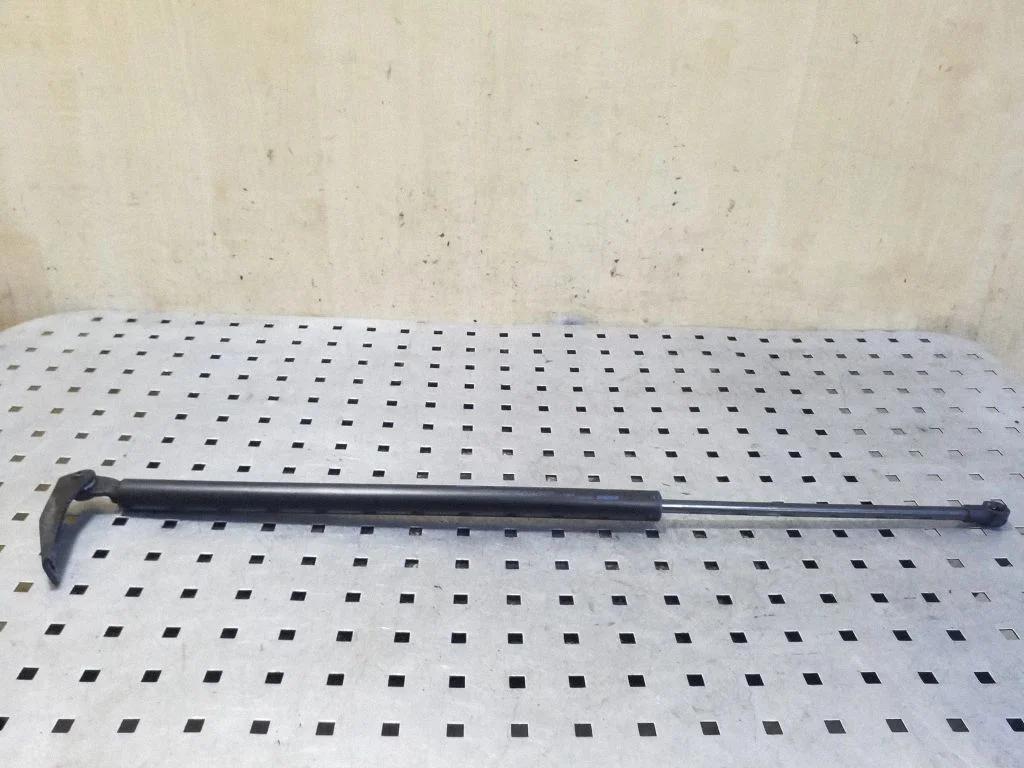 Tailgate/trunk strut/damper – right