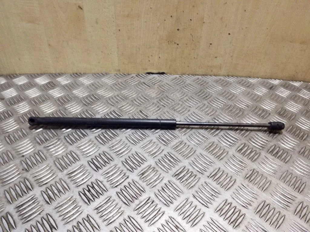 Aizmugurējā vāka amortizators 51249801386 – Mini Cooper Countryman R60 (2011-2016)