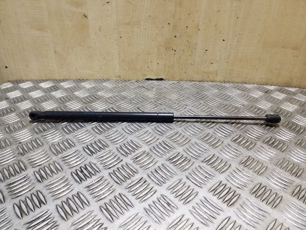 Aizmugurējā vāka amortizators 51249801386 – Mini Cooper Countryman R60 (2011-2016)