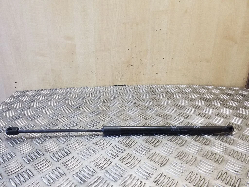 Tailgate/trunk strut/damper – KIA Sportage (2016-2021)
