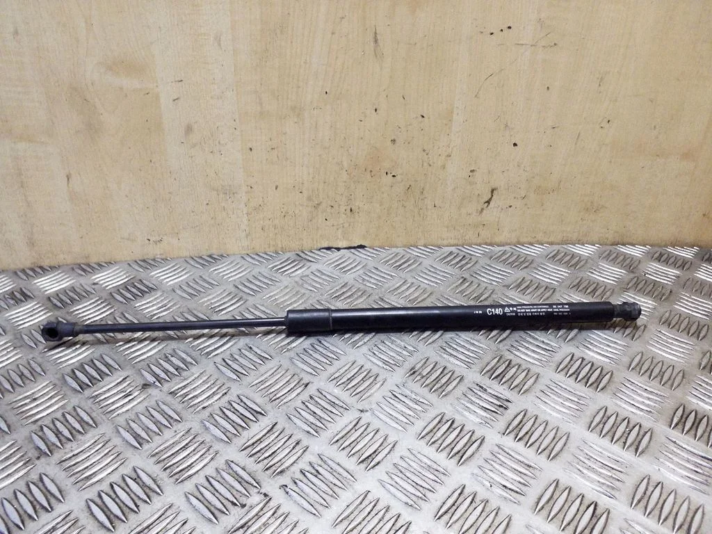 Tagaluugi gaasiamortisaator 95047796