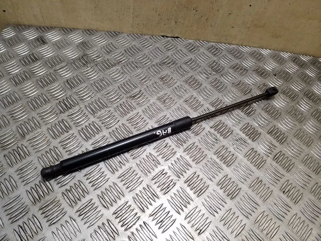 Tailgate/trunk strut/damper 8R0827552A
