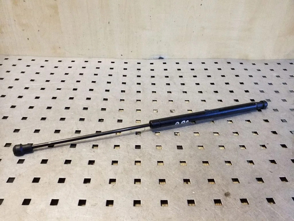 Tailgate/trunk strut/damper 4H0827551B – Audi A8 S8 D4 4H (2010-2016)