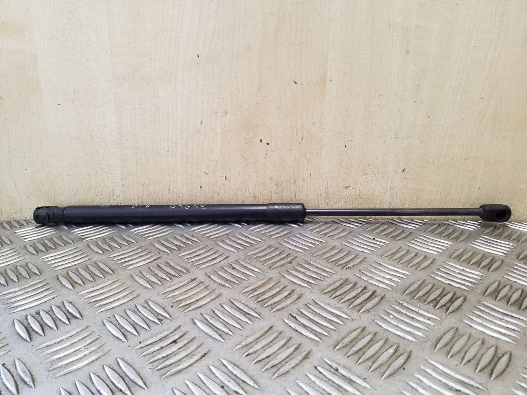 Tailgate/trunk strut/damper – Audi A6 Allroad C6 (2006-2011)