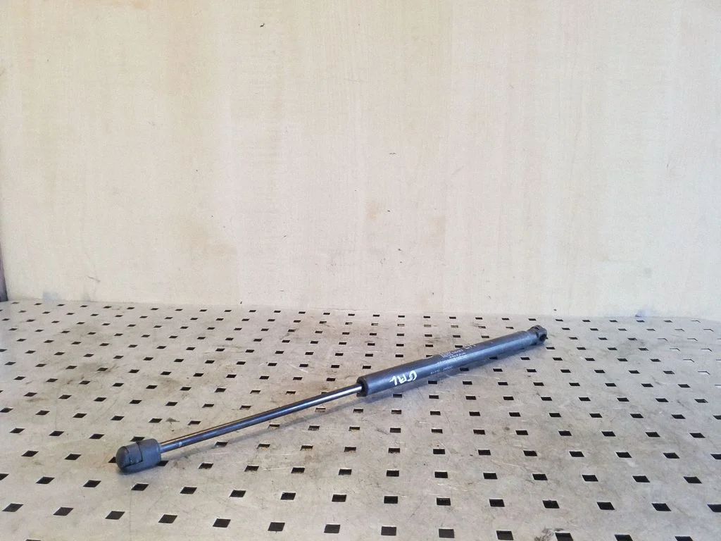 Tailgate/trunk strut/damper 817702K000