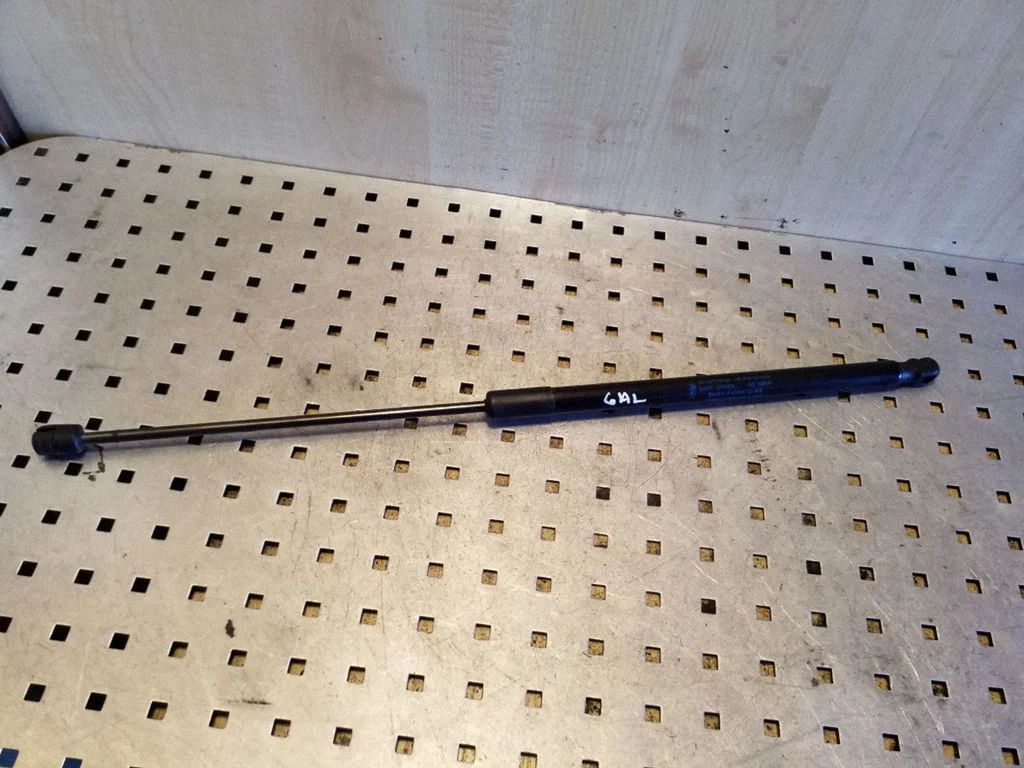 Tagaluugi gaasiamortisaator BM51A406A10AE – Ford Focus (2010-2017)