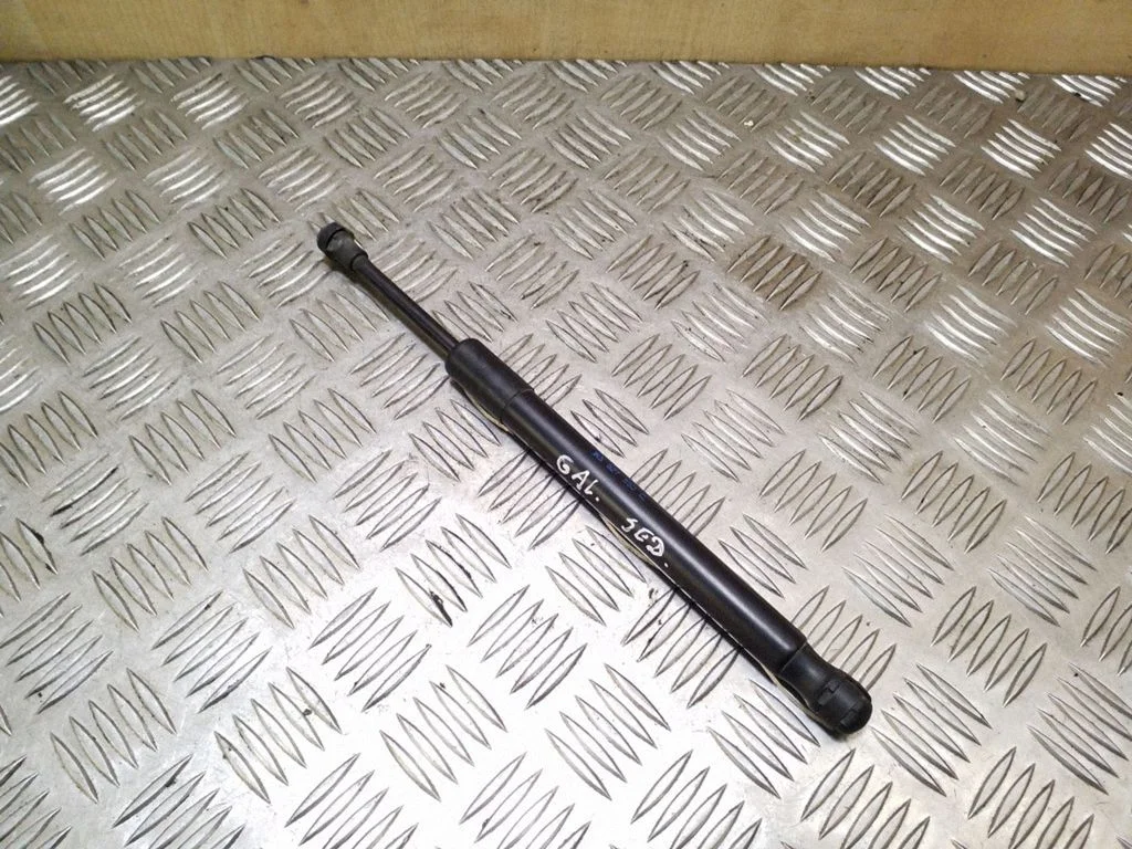 Tailgate/trunk strut/damper 1K5827550C