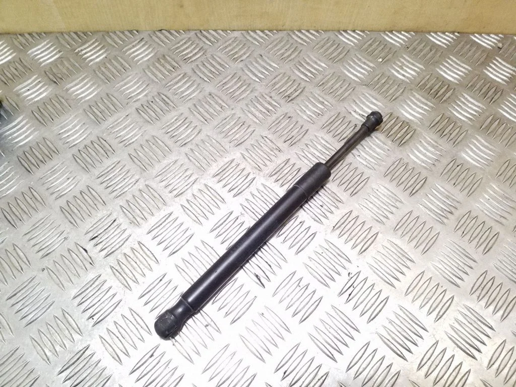 Tailgate/trunk strut/damper 1K5827550C