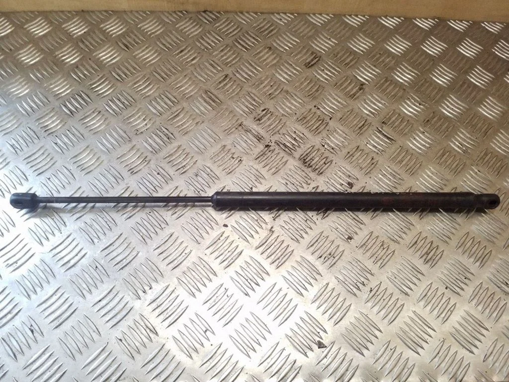 Tailgate/trunk strut/damper 817801F010