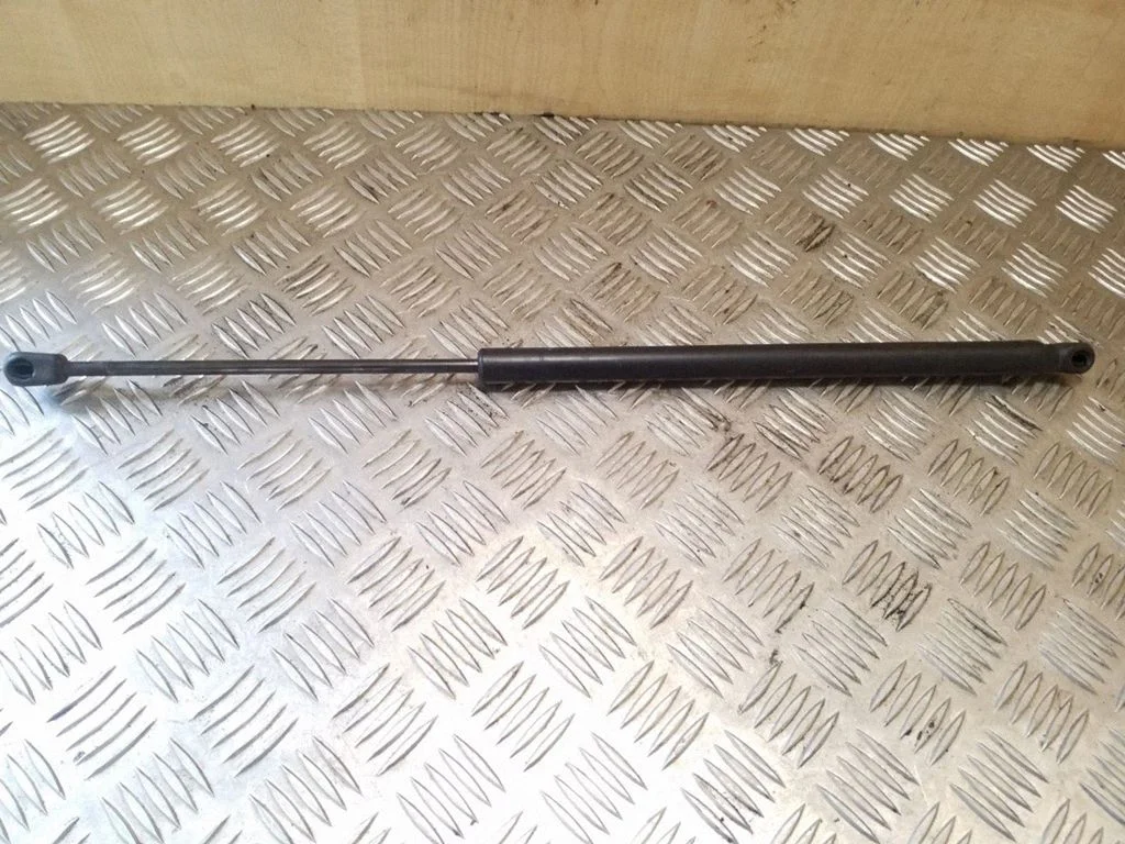 Tailgate/trunk strut/damper 817801F010