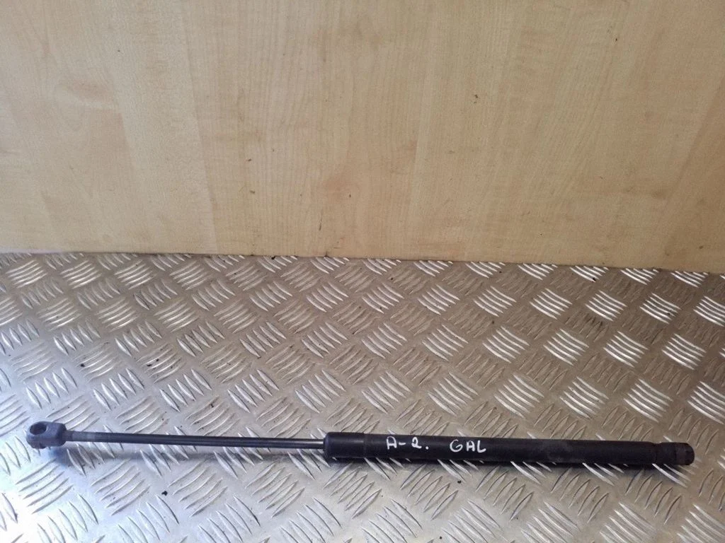 Tailgate/trunk strut/damper 8Z0827552C