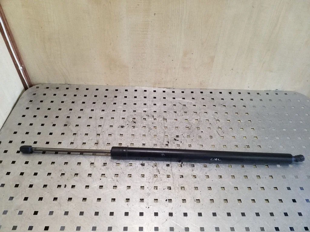 Tailgate/trunk strut/damper 7H0827550